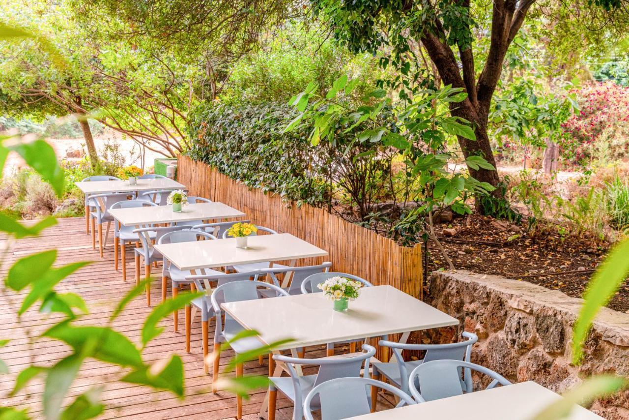 Travel Hotel Eilon Elon Ngoại thất bức ảnh