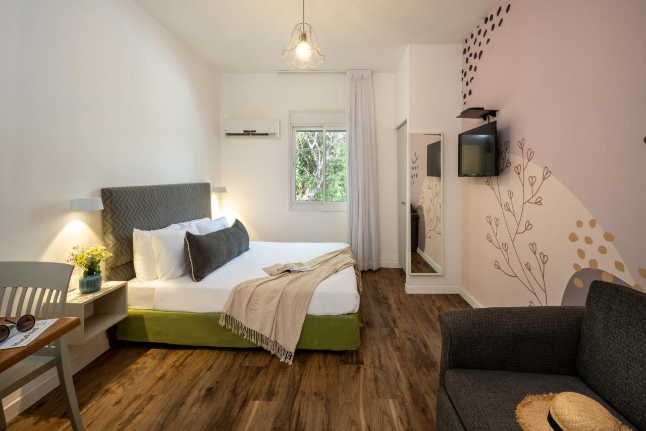 Travel Hotel Eilon Elon Ngoại thất bức ảnh