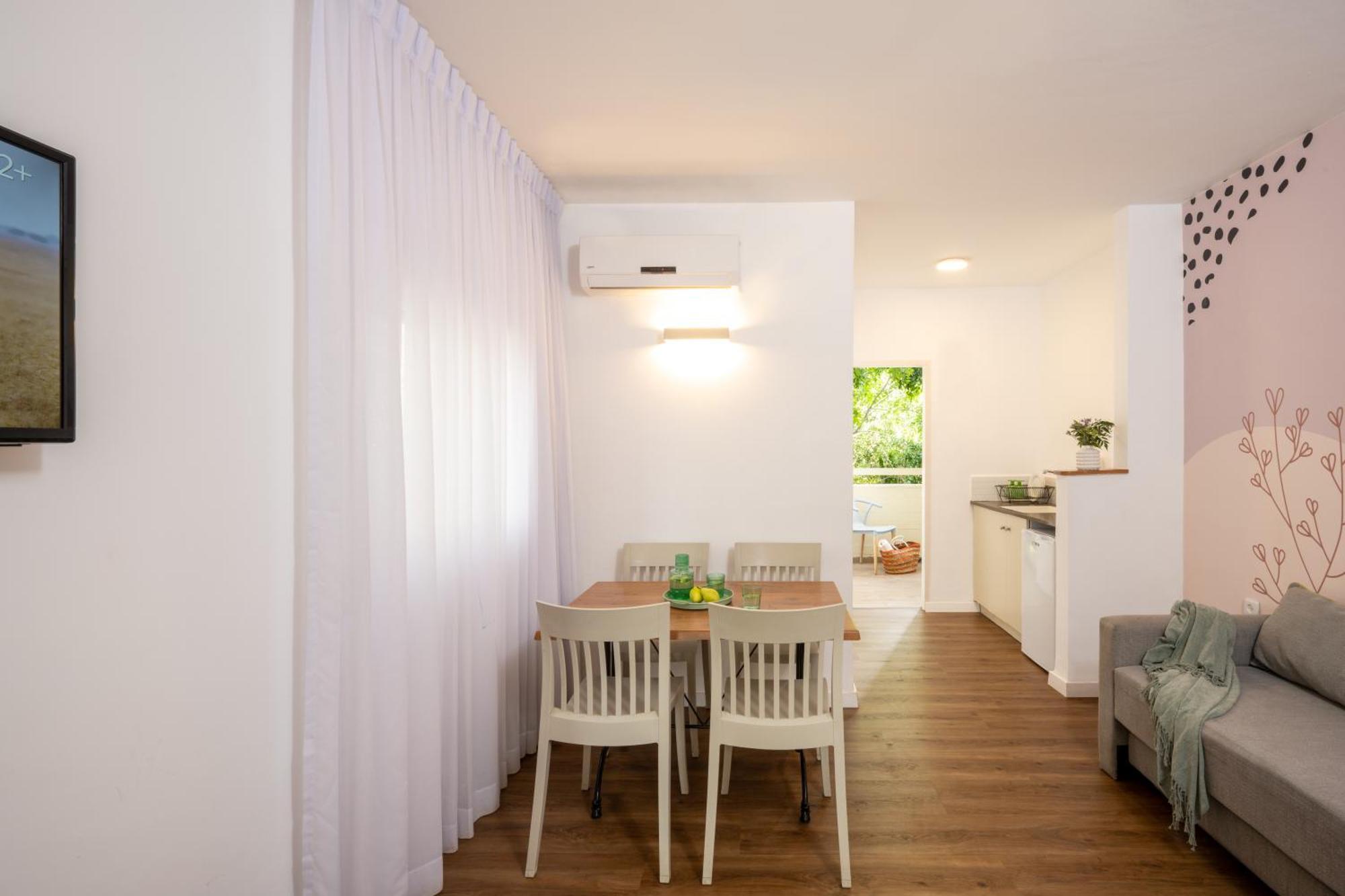 Travel Hotel Eilon Elon Phòng bức ảnh