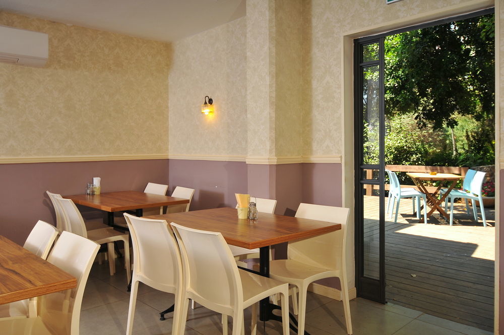 Travel Hotel Eilon Elon Ngoại thất bức ảnh